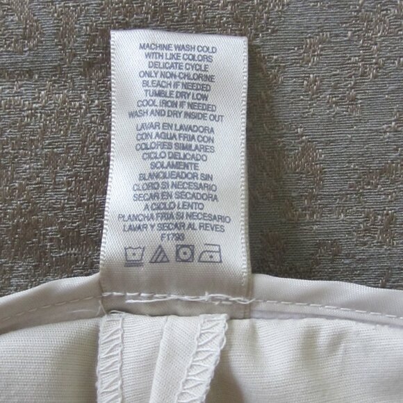 NWT RAFAELLA Classic Curvy Women's Capri Pants Size 8 Khaki --- - Picture 11 of 11